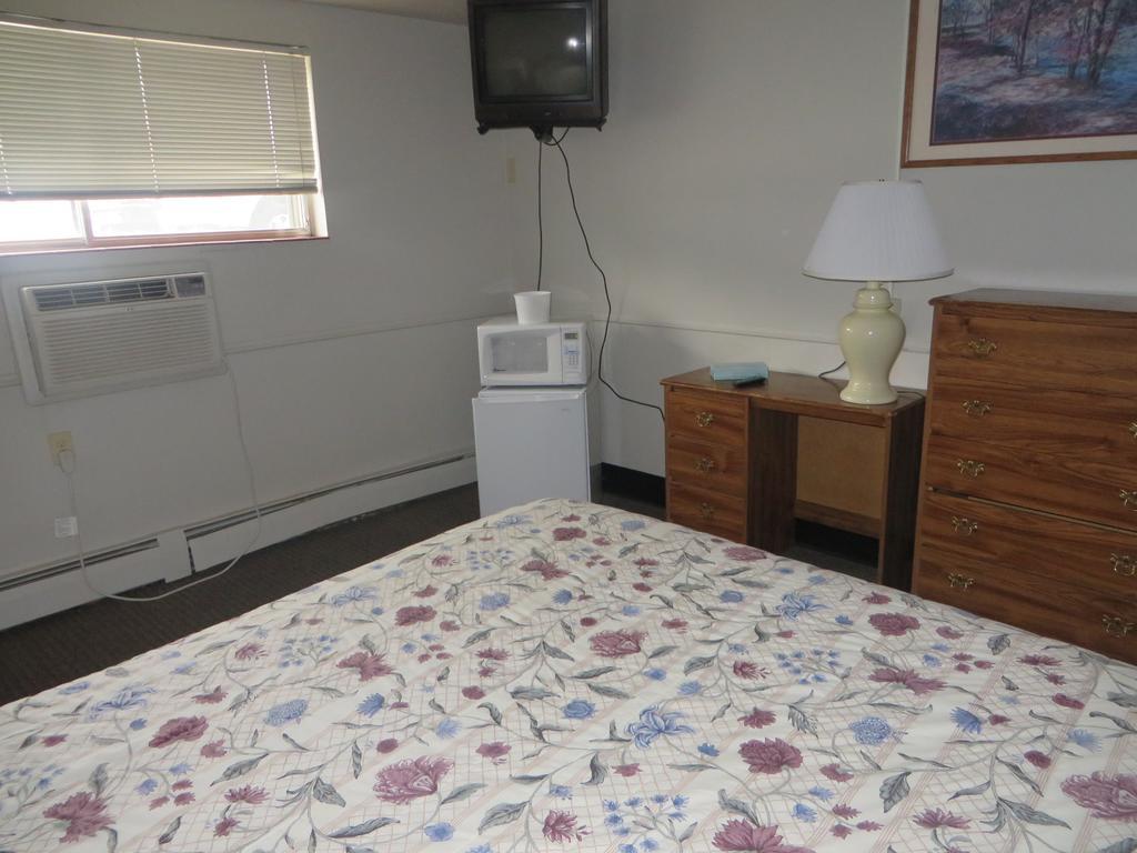 2Nd Street Inn & Suites Рочестер Номер фото